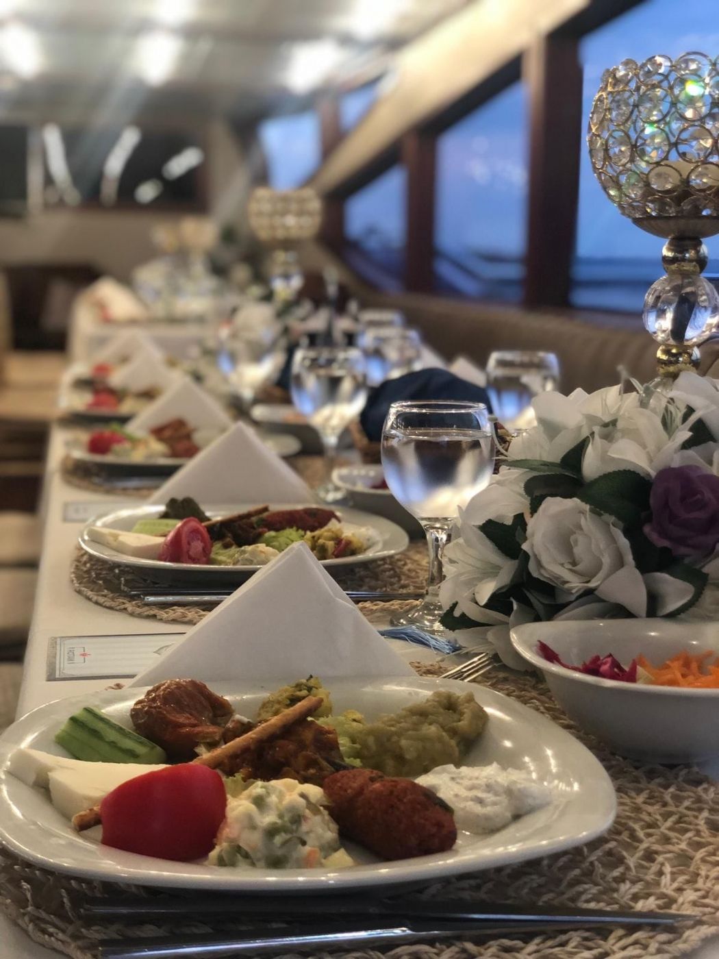 50 Kişilik VIP Yat Kiralama